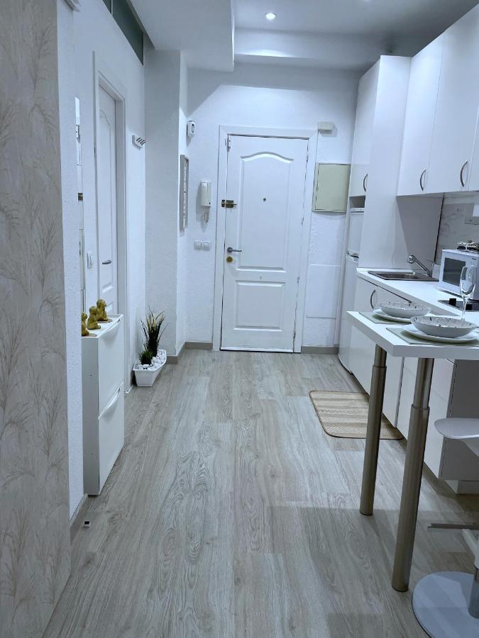 Precioso Apartamento Cerca De La Playa. Apartment เบนัลมาเดนา ภายนอก รูปภาพ
