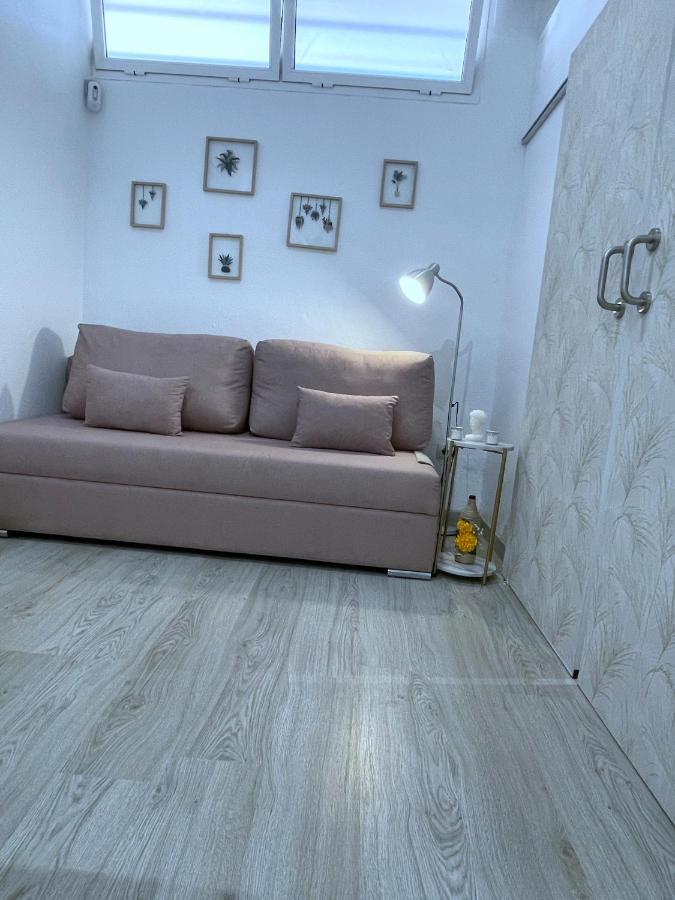 Precioso Apartamento Cerca De La Playa. Apartment เบนัลมาเดนา ภายนอก รูปภาพ